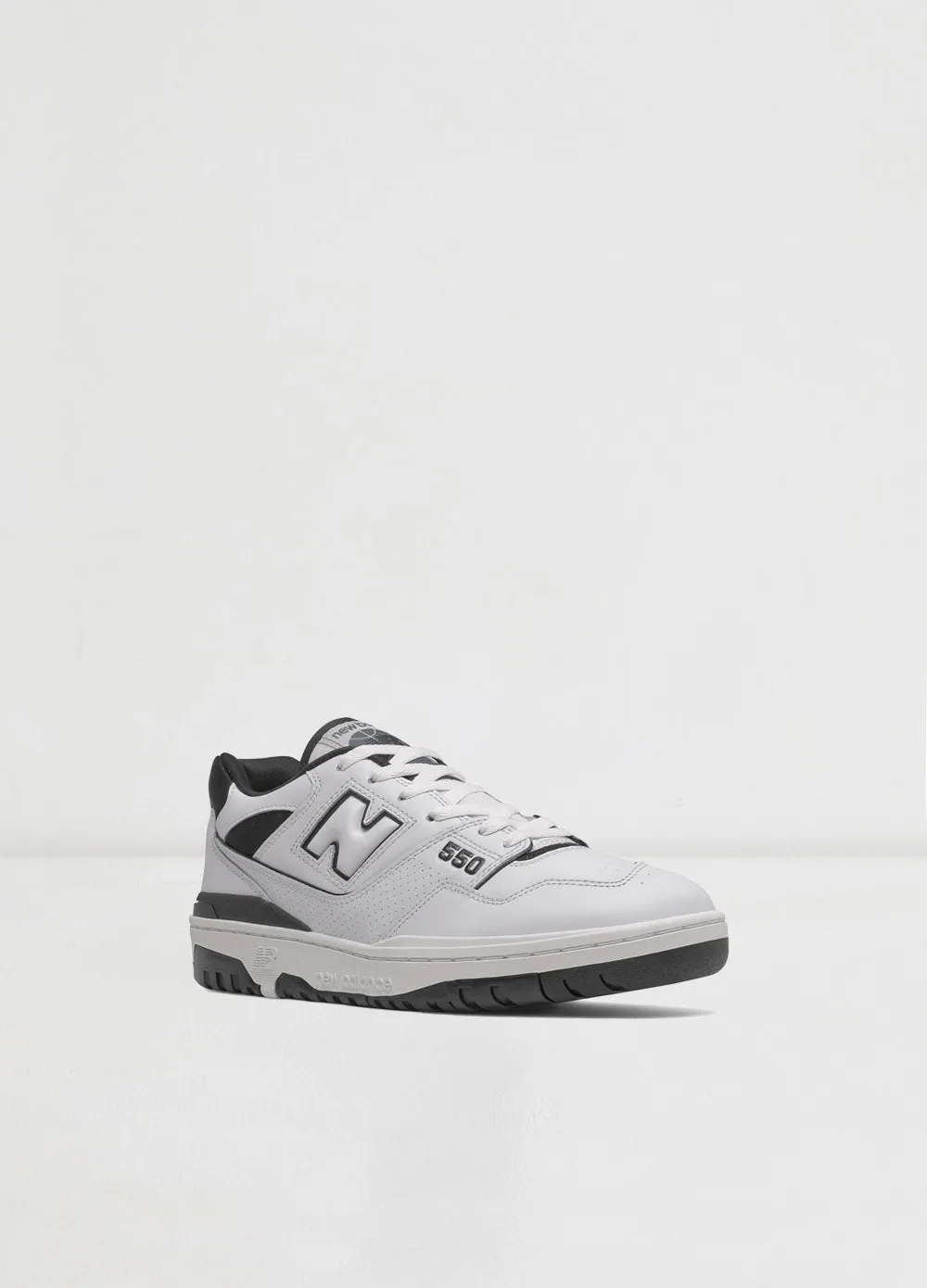 550 Sneakers