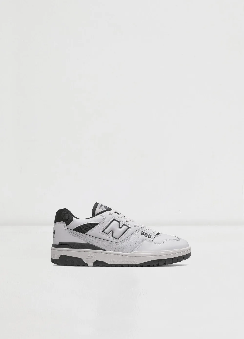 550 Sneakers