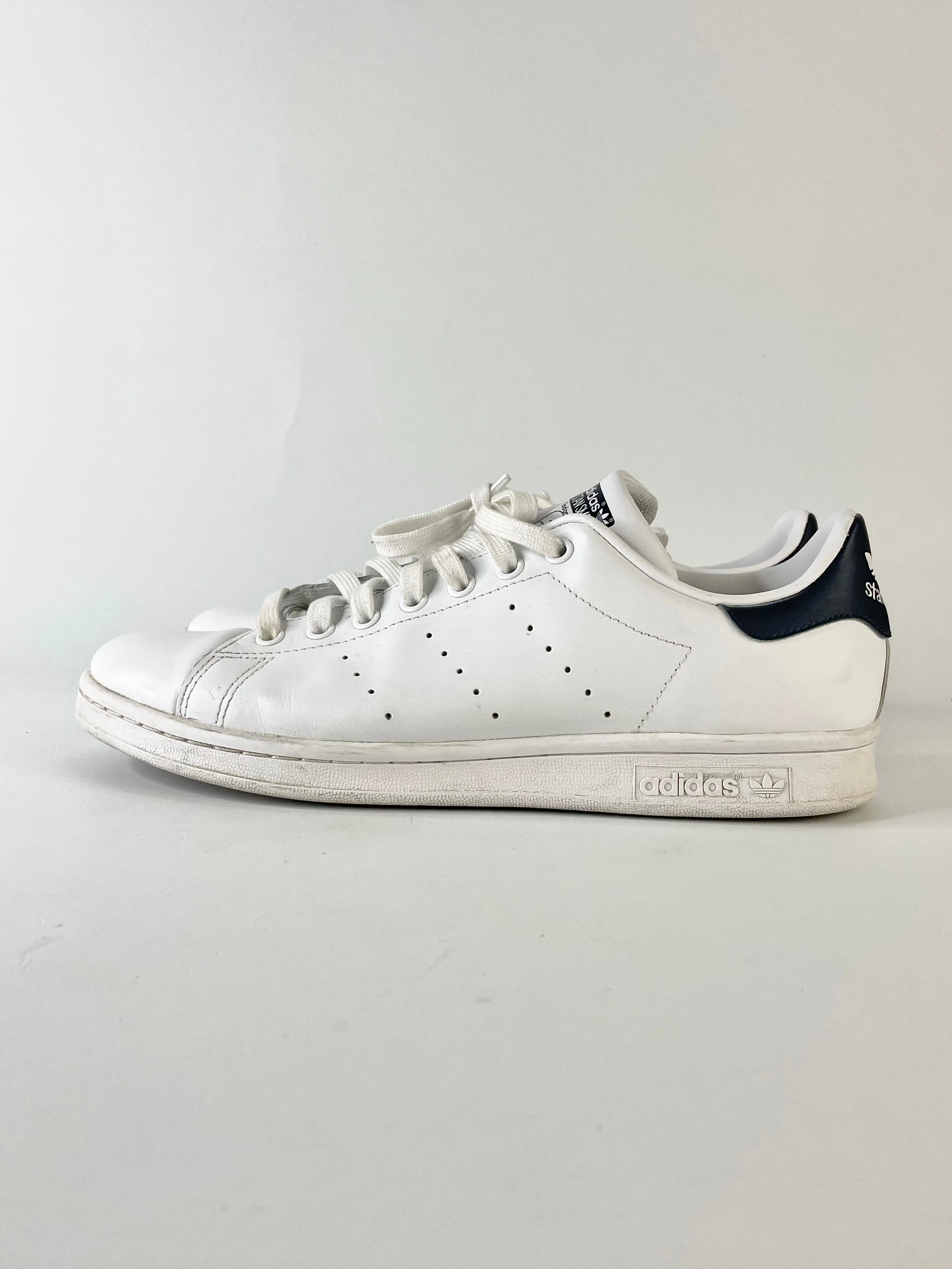 Adidas x Stan Smith Core White & New Navy Sneakers - EU42