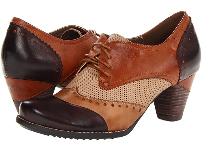 Bardot Pump - Brown