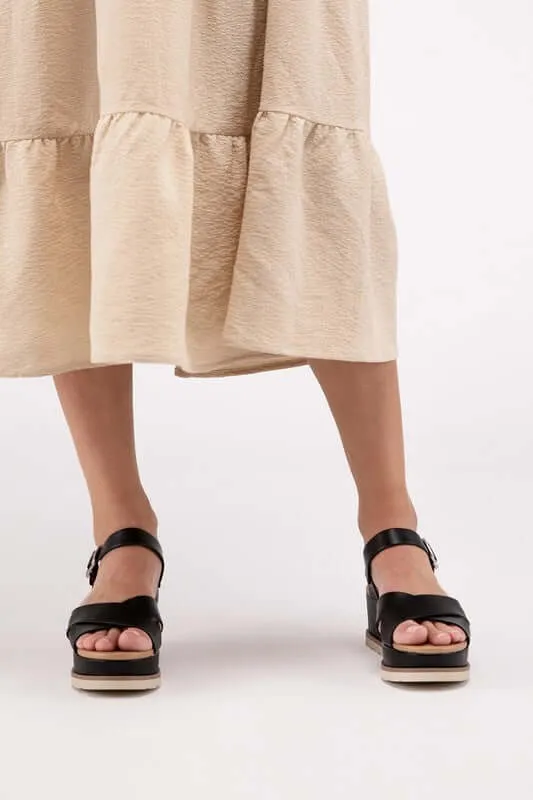 Clever-S Cross Strap Wedge Sandals