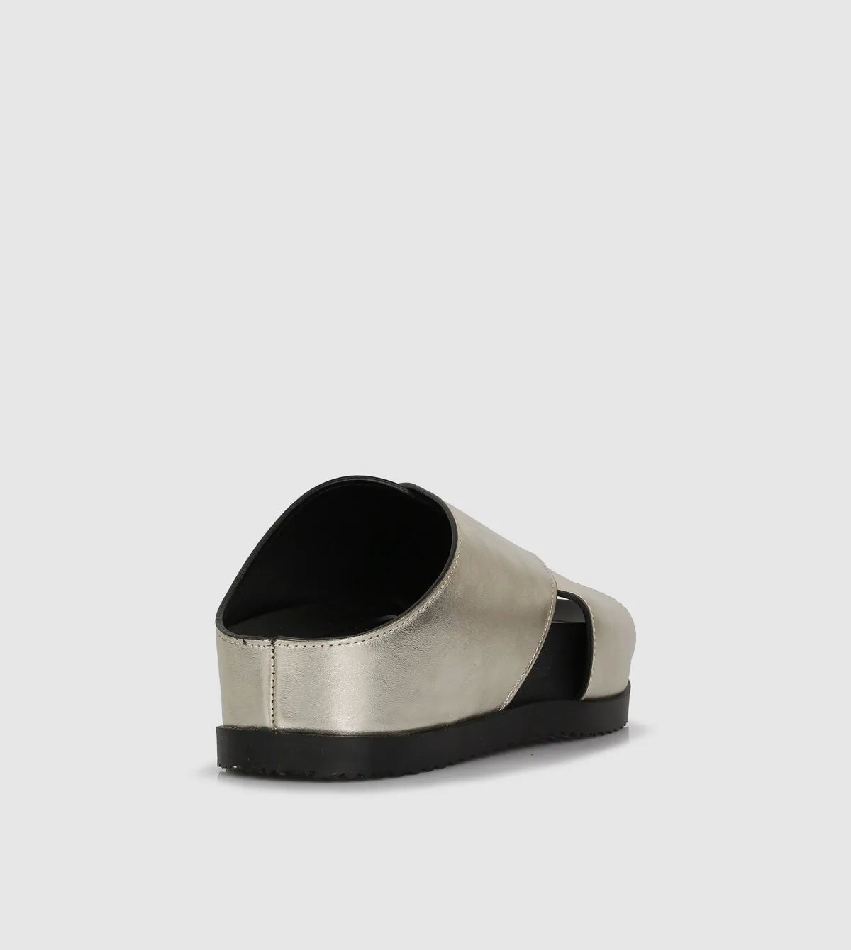 Flora Slides by Beau Coops