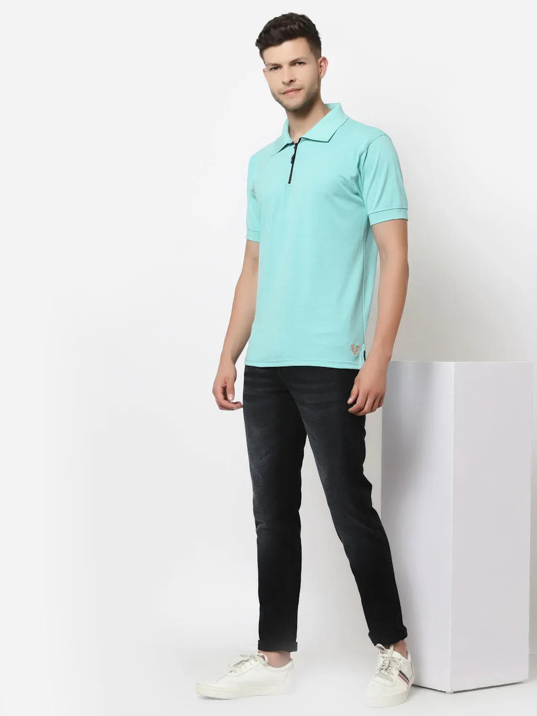 Men's Solid Cotton Regular Fit Zipper Polo T-Shirt
