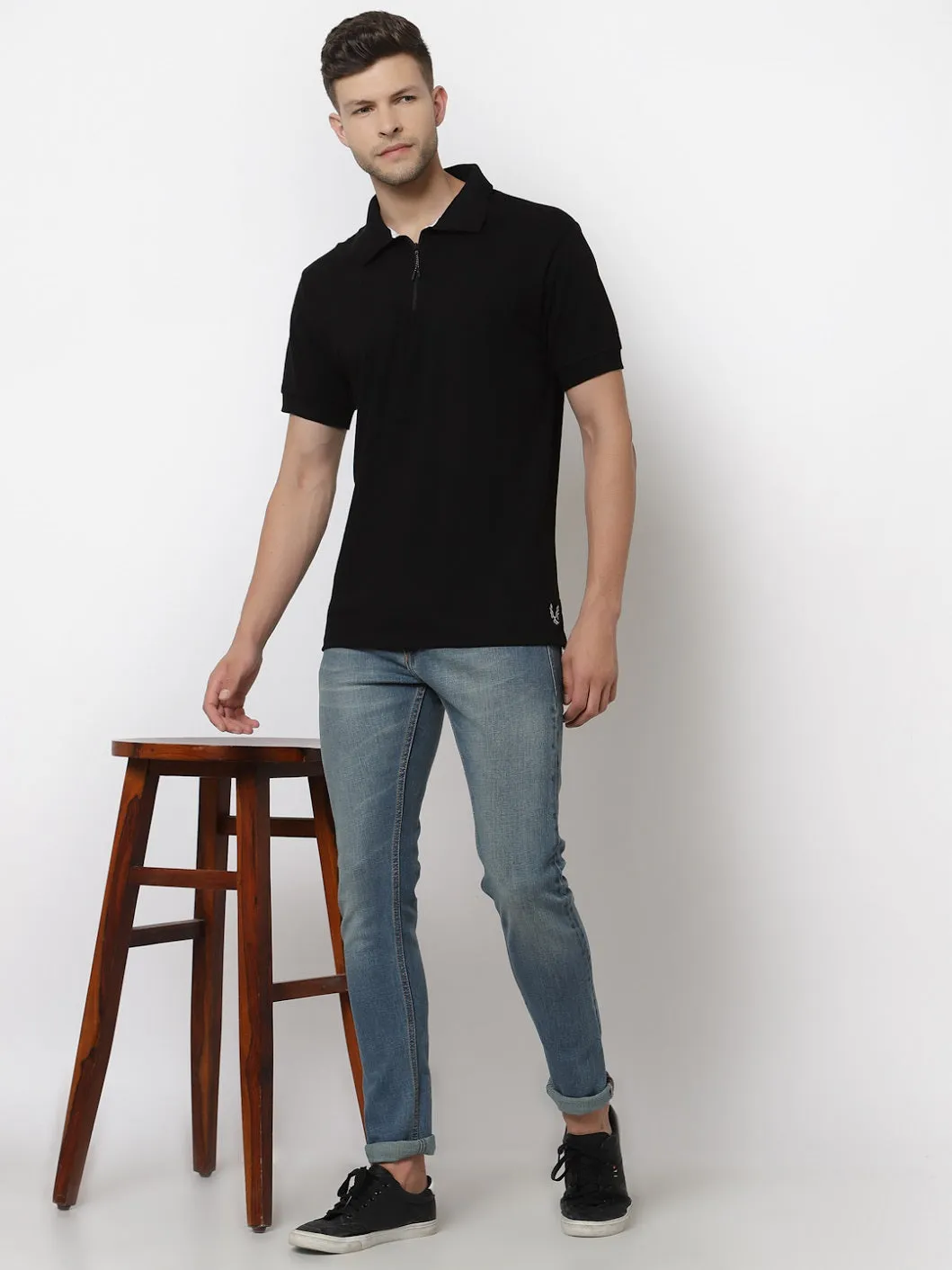 Men's Solid Cotton Regular Fit Zipper Polo T-Shirt
