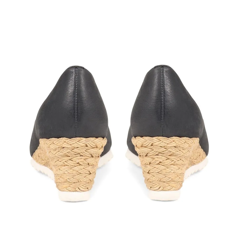 Peep Toe Espadrille Wedge Sandals - VAN37525 / 323 975