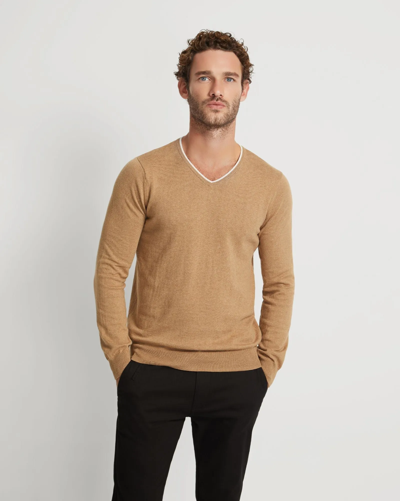 Tipping V-Neck Knitted Top