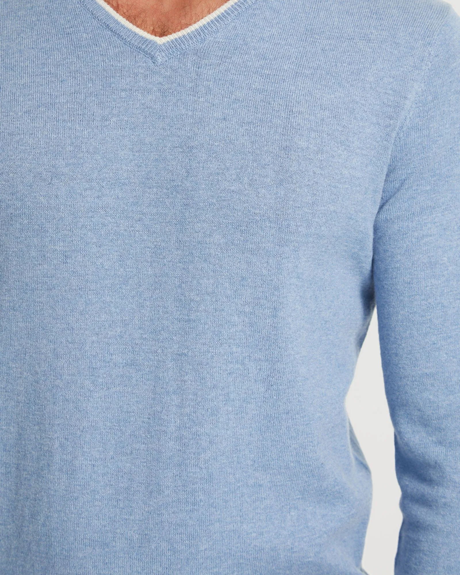 Tipping V-Neck Knitted Top