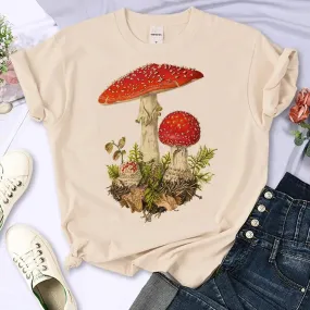 Vintage Mushroom Graphic Tee - Nature-Inspired Casual T-Shirt for Women